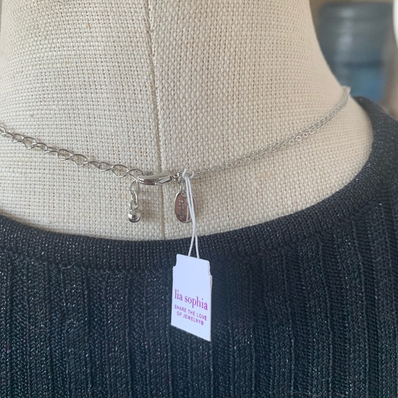 Necklace - Picture 4 of 5